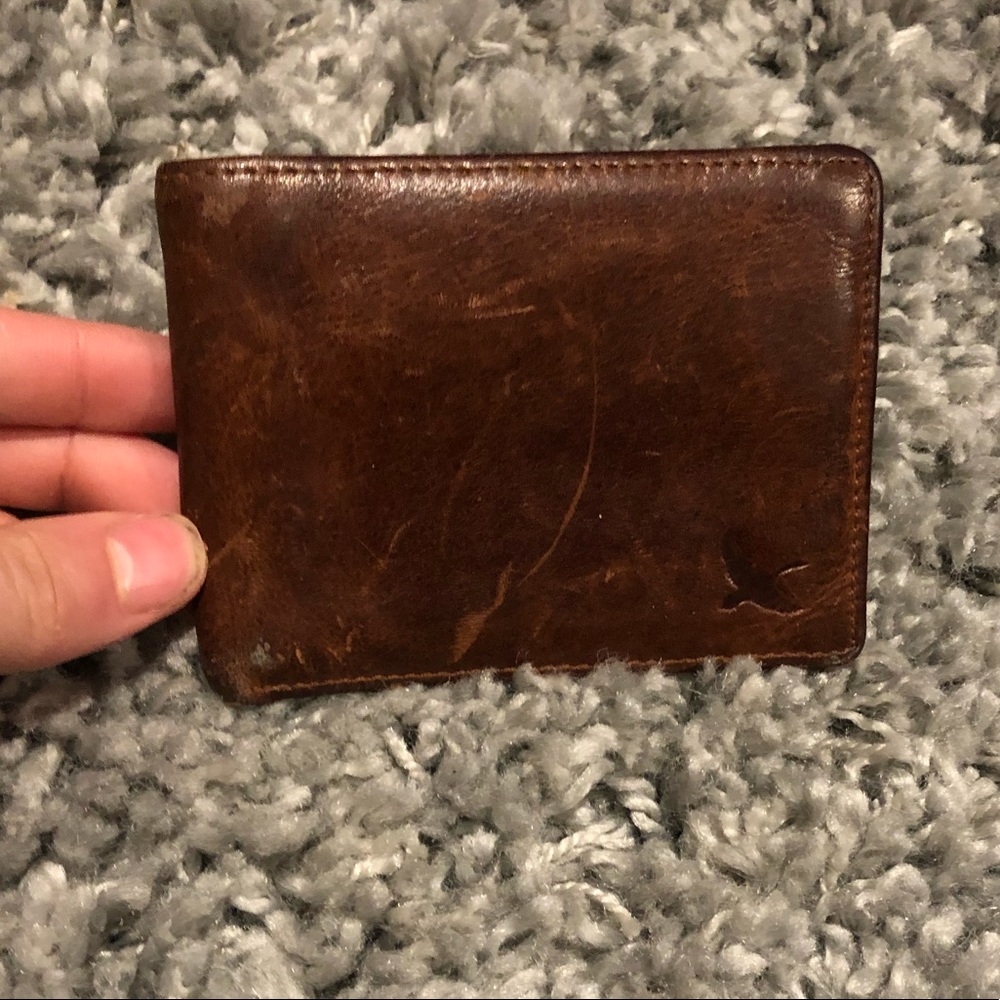 Eddie Bauer bifold wallet